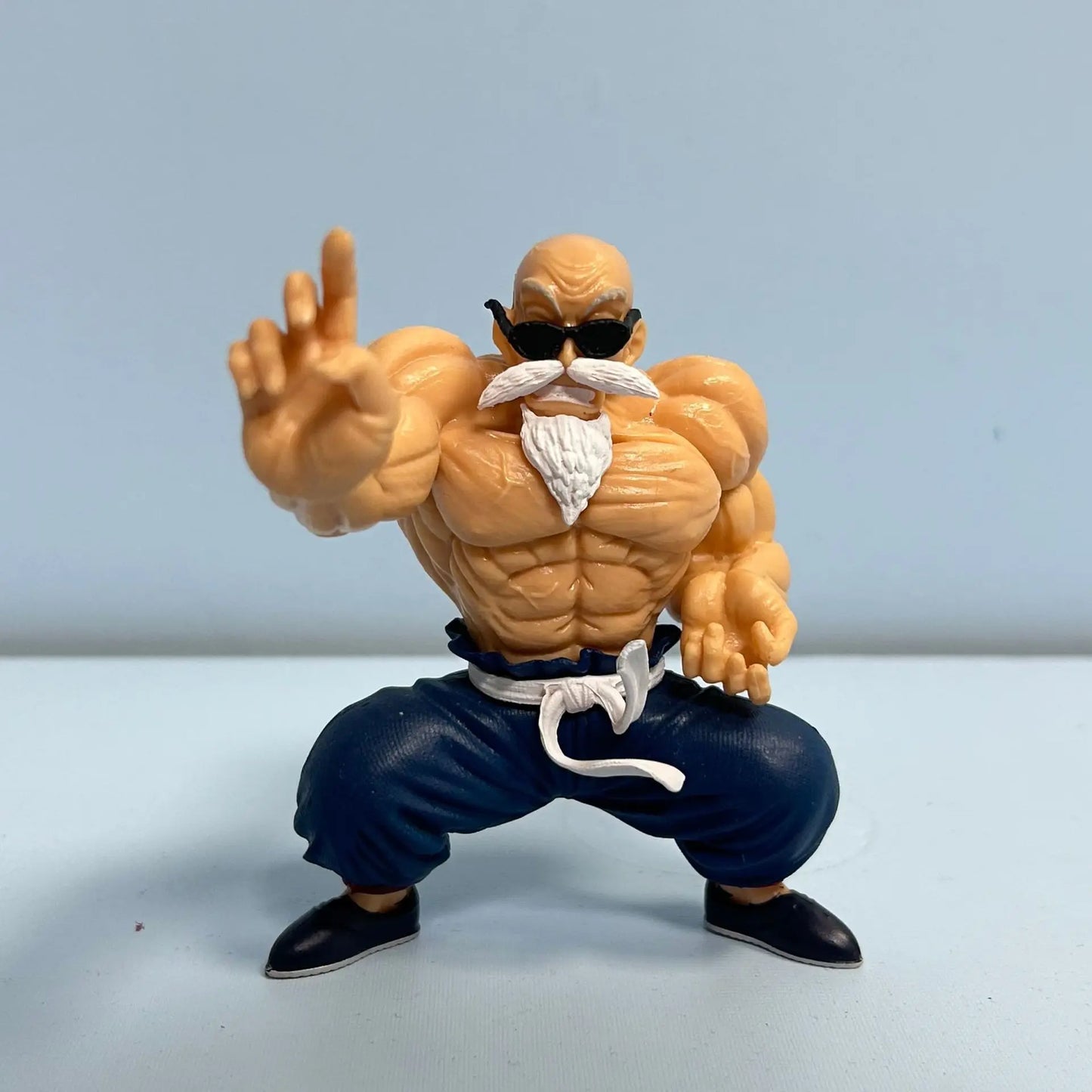 Anime Dragon Ball Muscle Master Roshi Figure